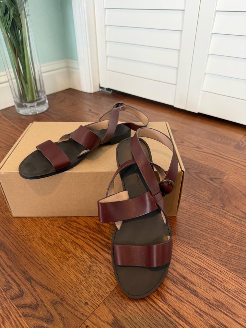 Banana Republic Burgundy Leather Strappy Sandals
